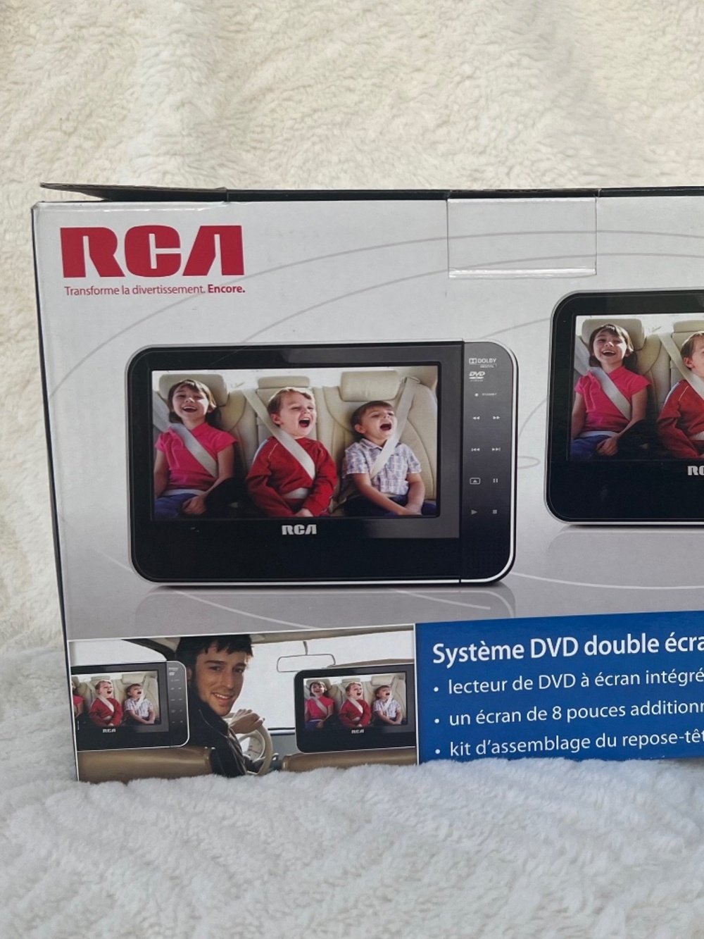 RCA 8" DUAL SCREEN MOBILE DVD SYSTEM NIB